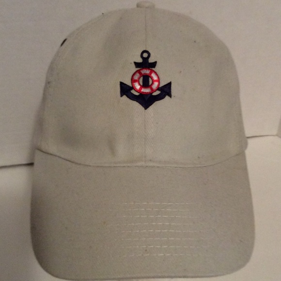 100%.  Cotton cap with anchor - Picture 1 of 3